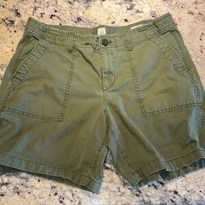 Women’s Gap Olive Green Casual Utility Shorts